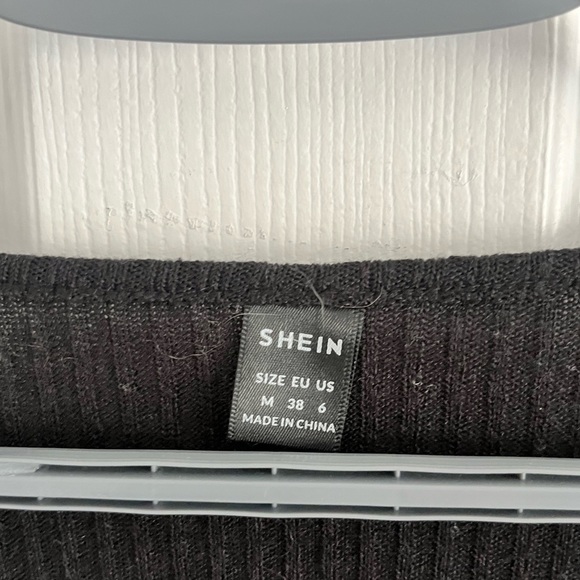 Cropped long sleeve - Picture 3 of 3